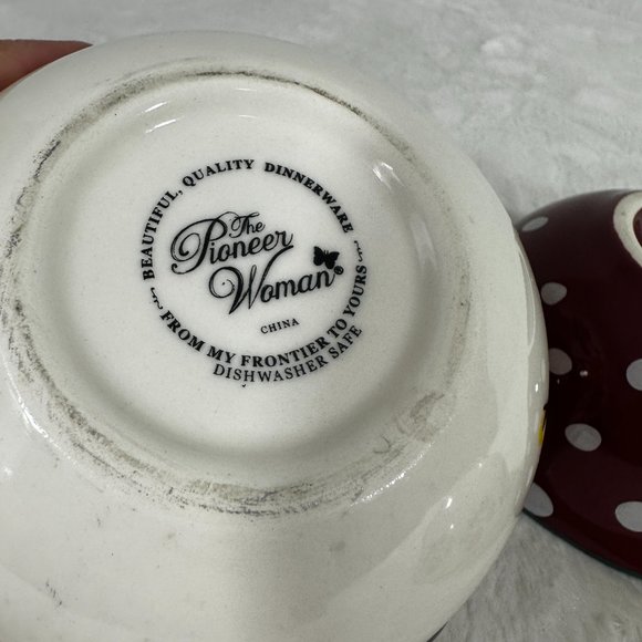 Pioneer Woman Measuring Cups Set | Stackable Ceramic Measuring Cups - Picture 9 of 10